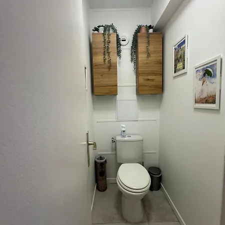 Comfort & Charm - For Up To 6 Guests *